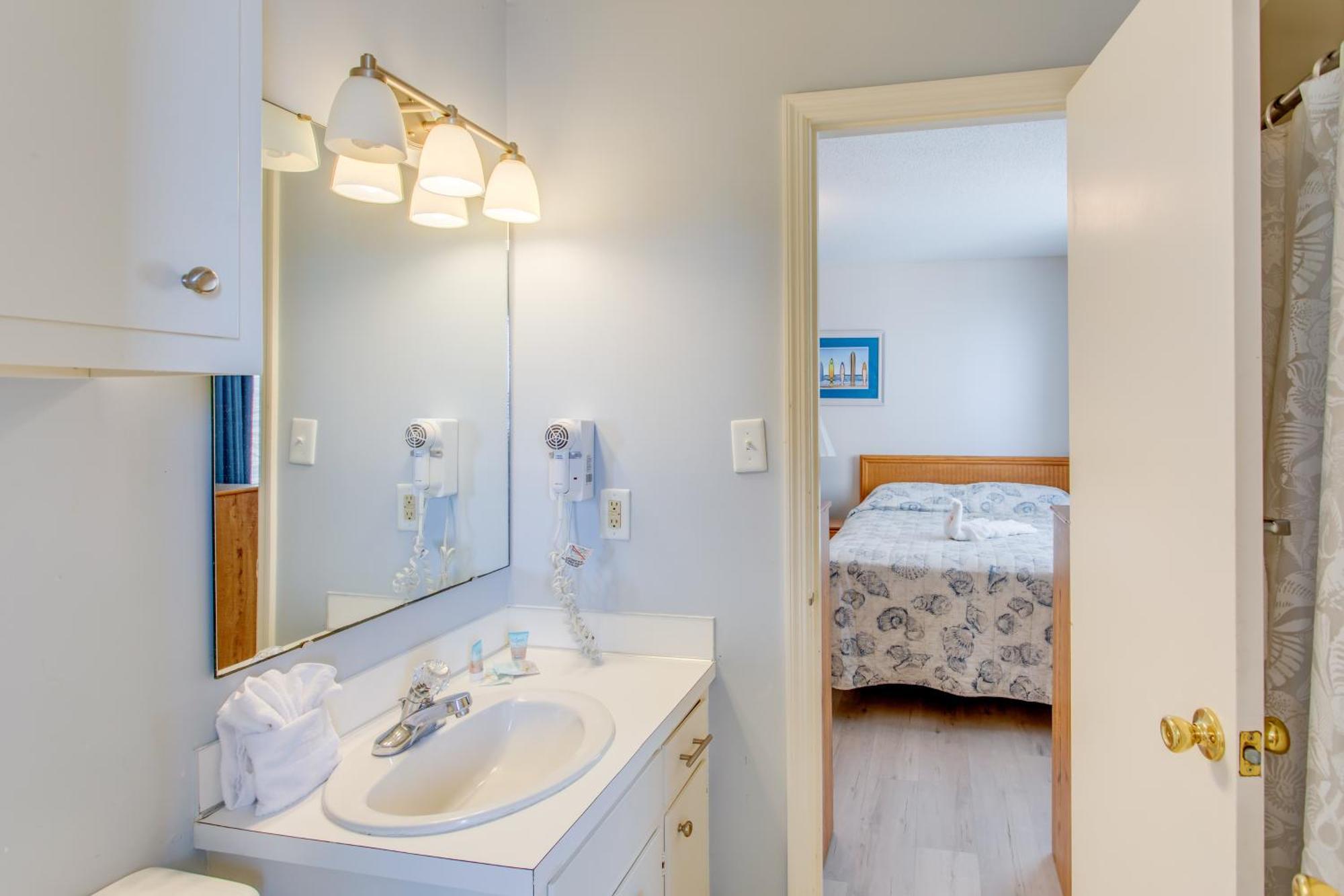 Sunny Windy Hill Beachfront Condo With Private Patio Myrtle Beach Exteriör bild